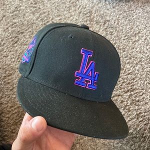 Limited Edition Los Angeles Dodgers Cyber Punk Fitted New Era Hat - size 7 1/8